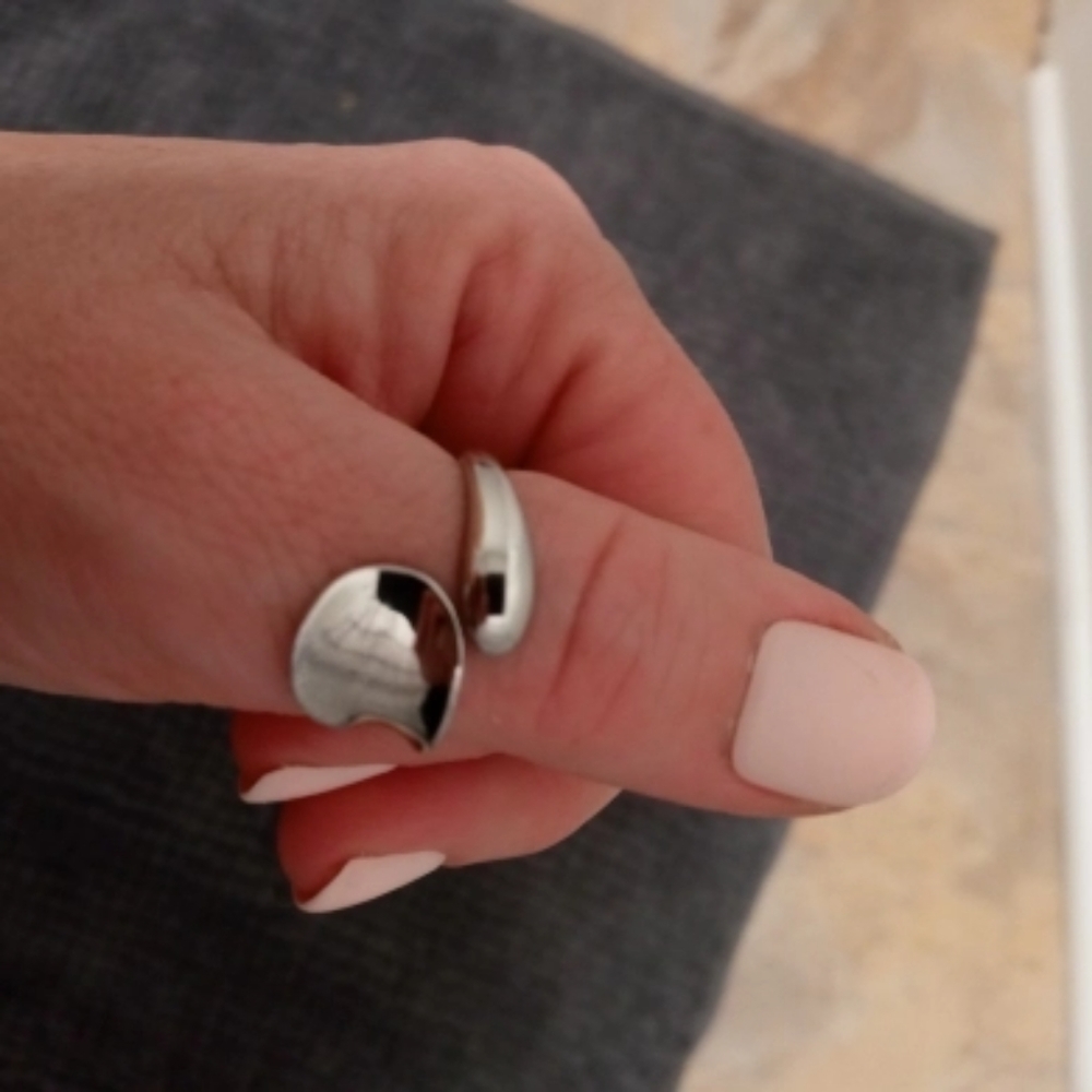 NEW Minimalist S925 Teardrop Adjustable Band Ring - Picture 5 of 11